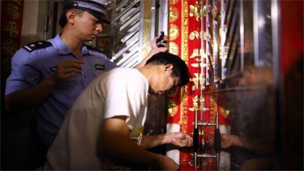 株州请开锁师傅开了锁后，师傅